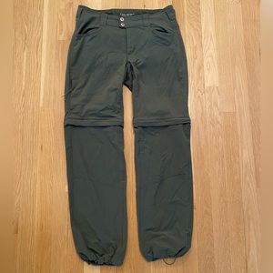 Columbia Womens Olive Joggers w Leg Zippers to Convert into Shorts /Size 8 Short